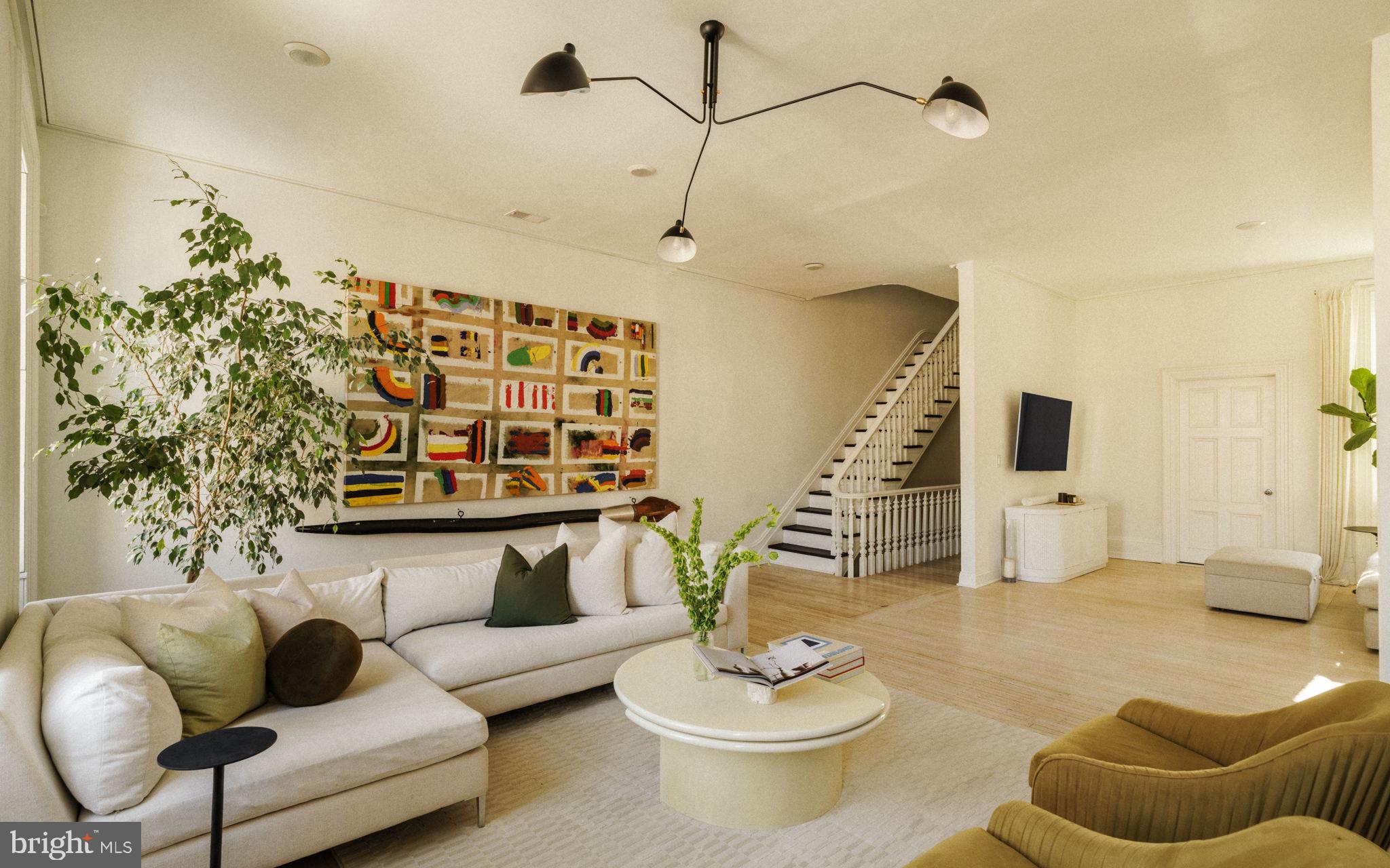 FAIRMOUNT - Residential