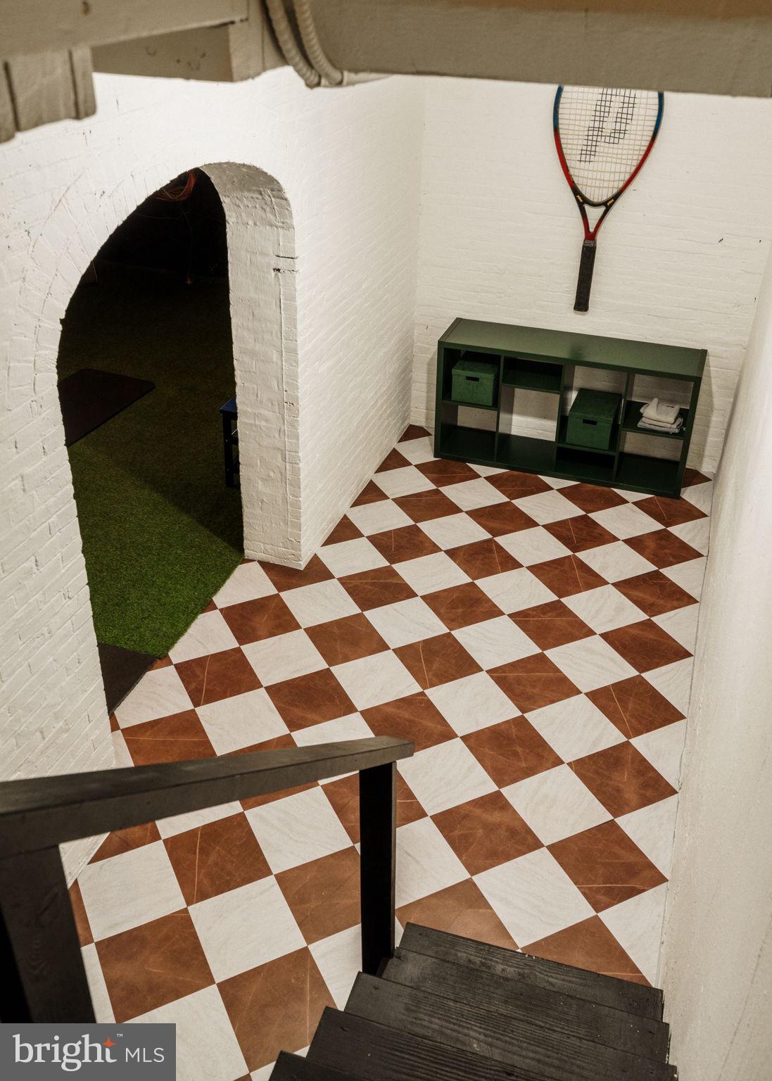 FAIRMOUNT - Residential