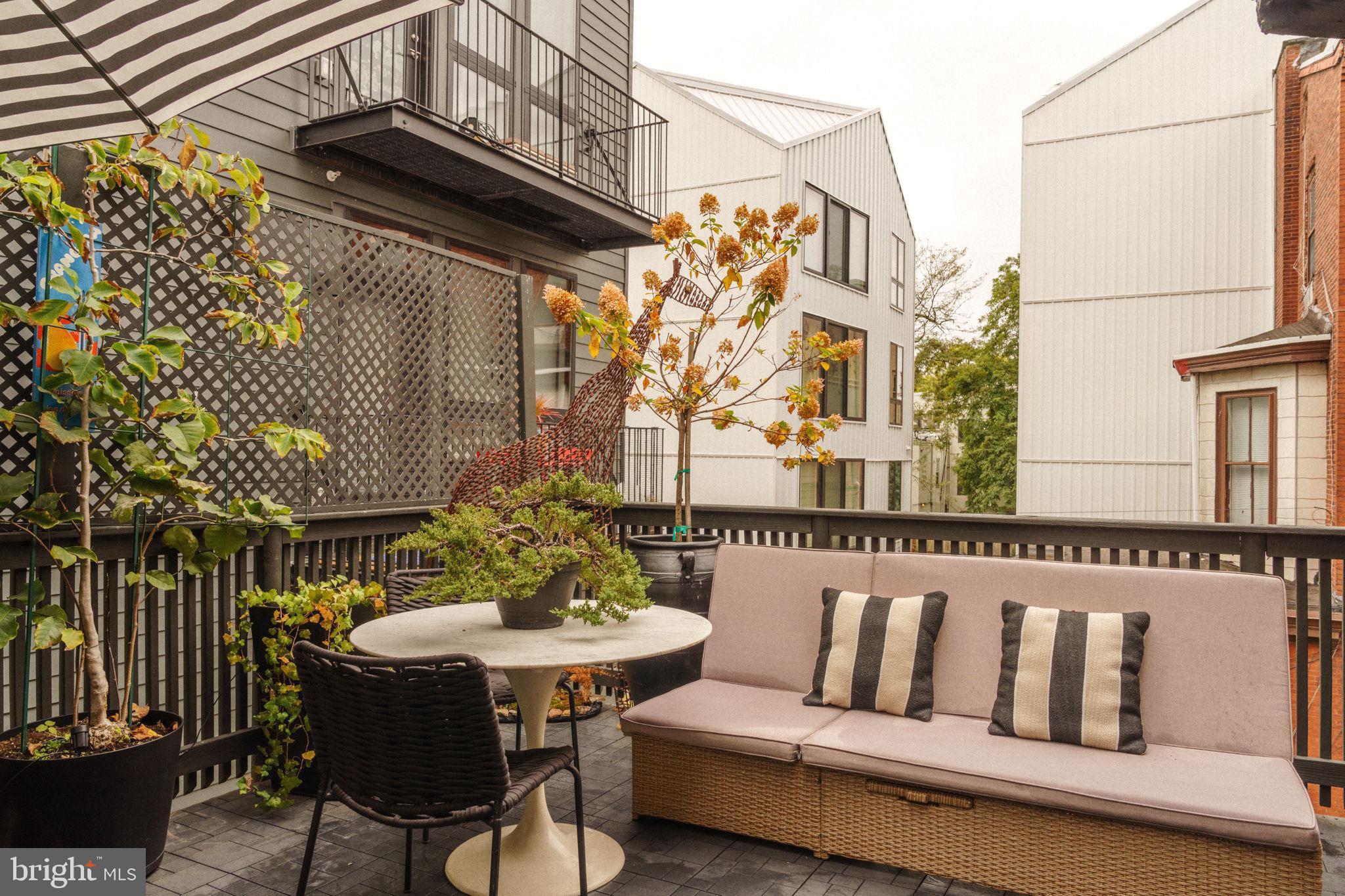 FAIRMOUNT - Residential