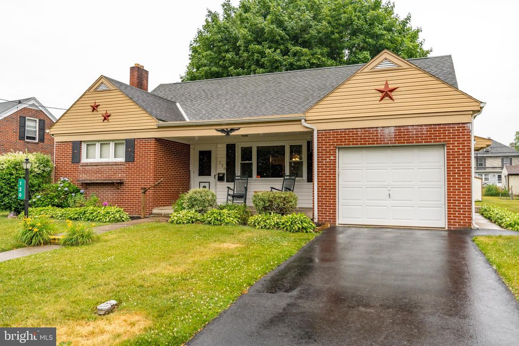 Photo of 120 PENN AVE, EPHRATA, PA 17522 (MLS # PALA2039654)