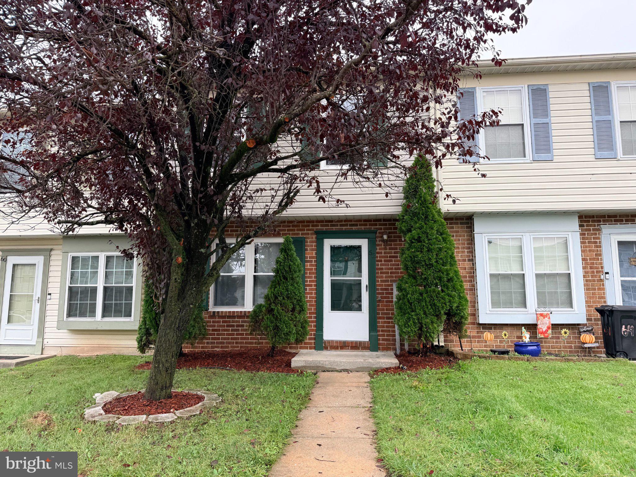 62 CHELMSFORD COURT