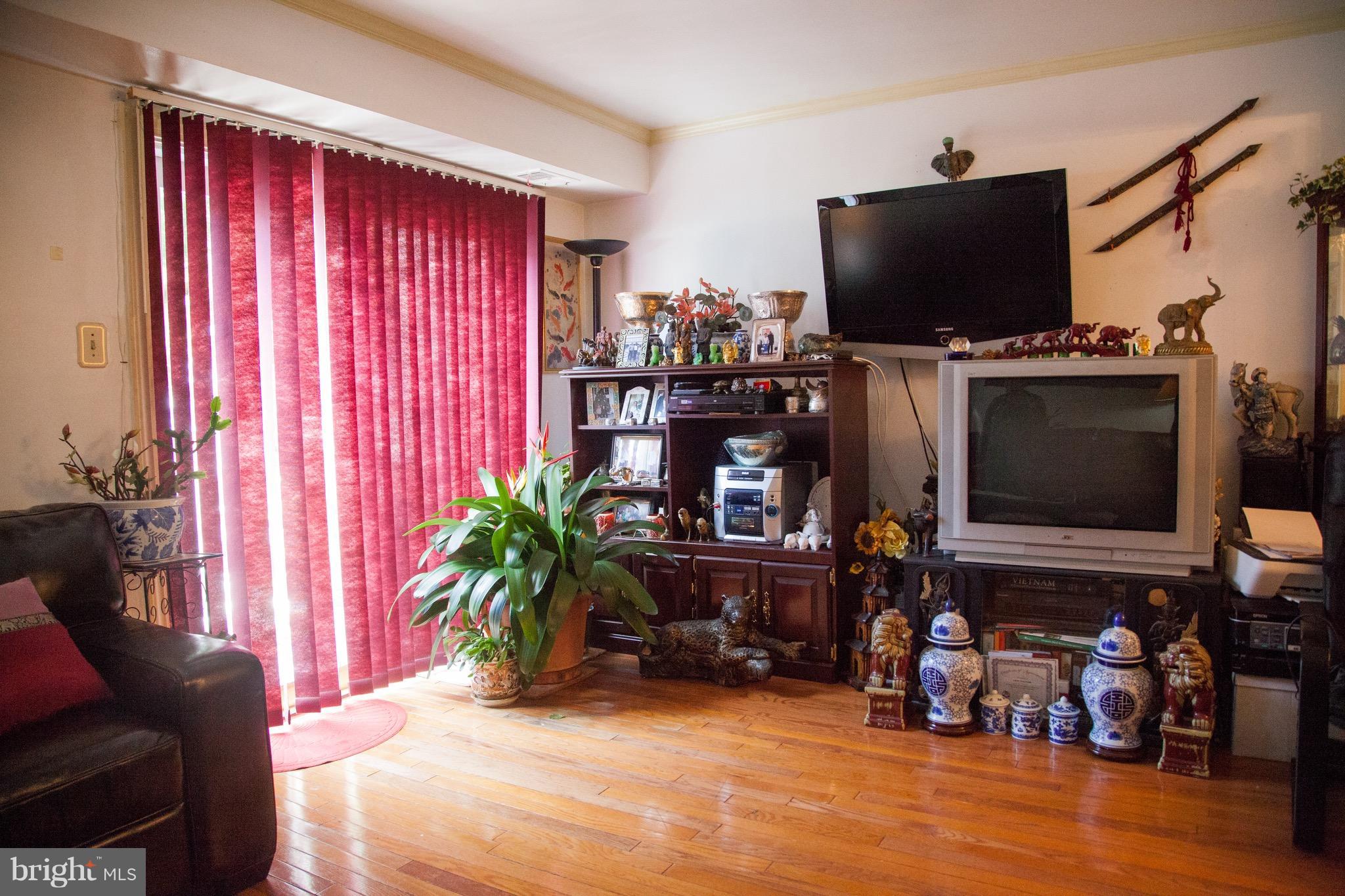 WILLOWBROOK - Residential