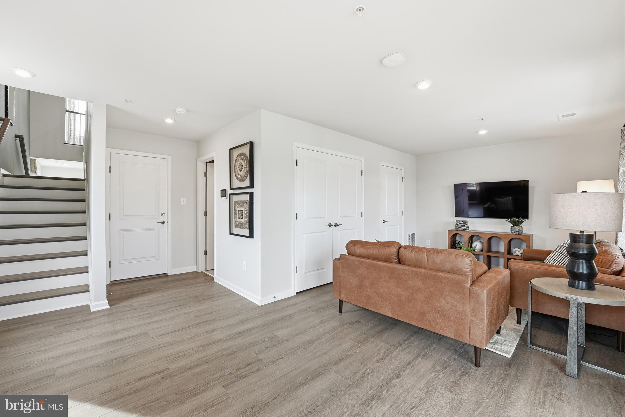 SUNSTONE PRESERVE - Residential