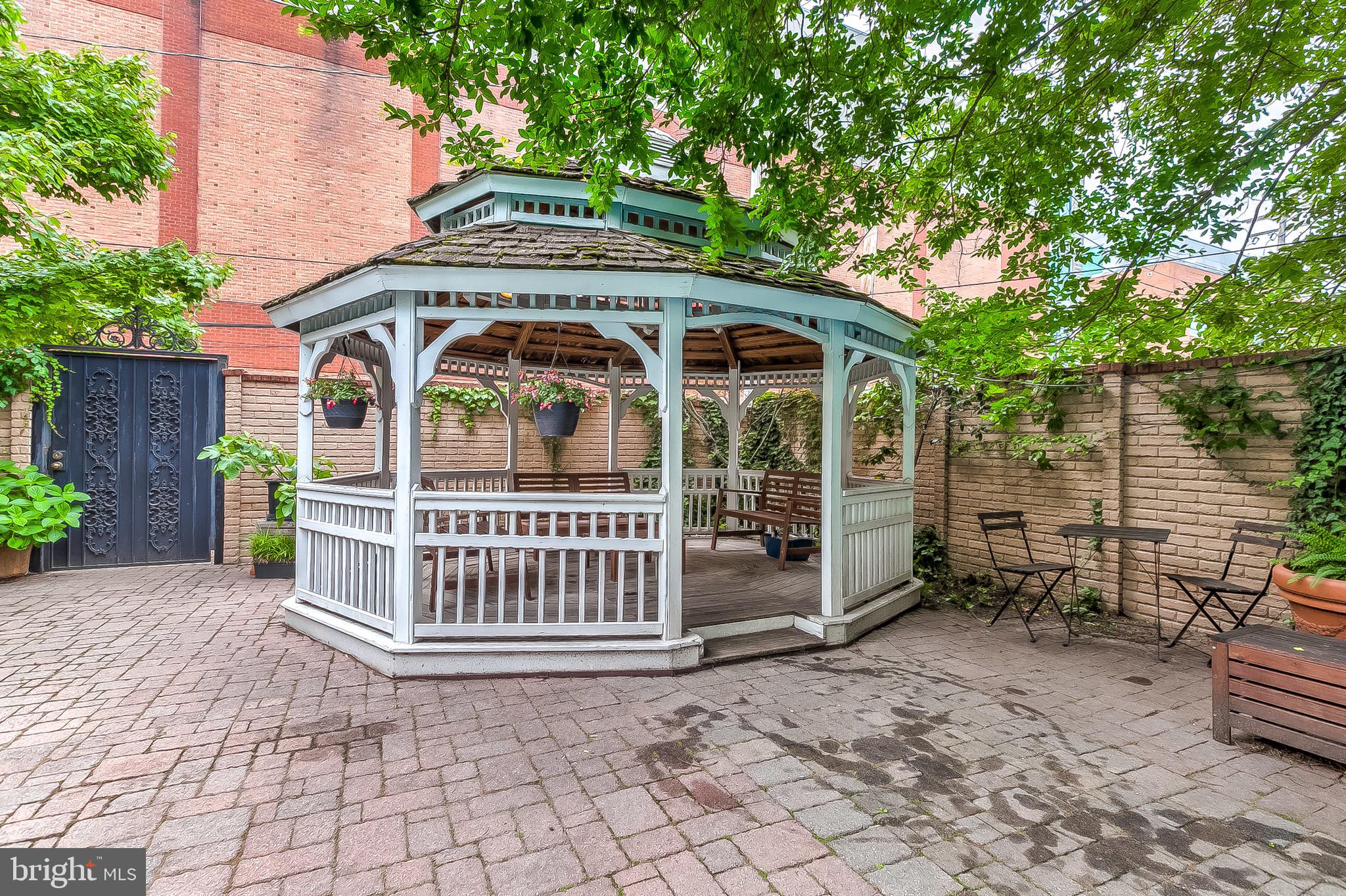 FELLS POINT HISTORIC DISTRICT - Residential