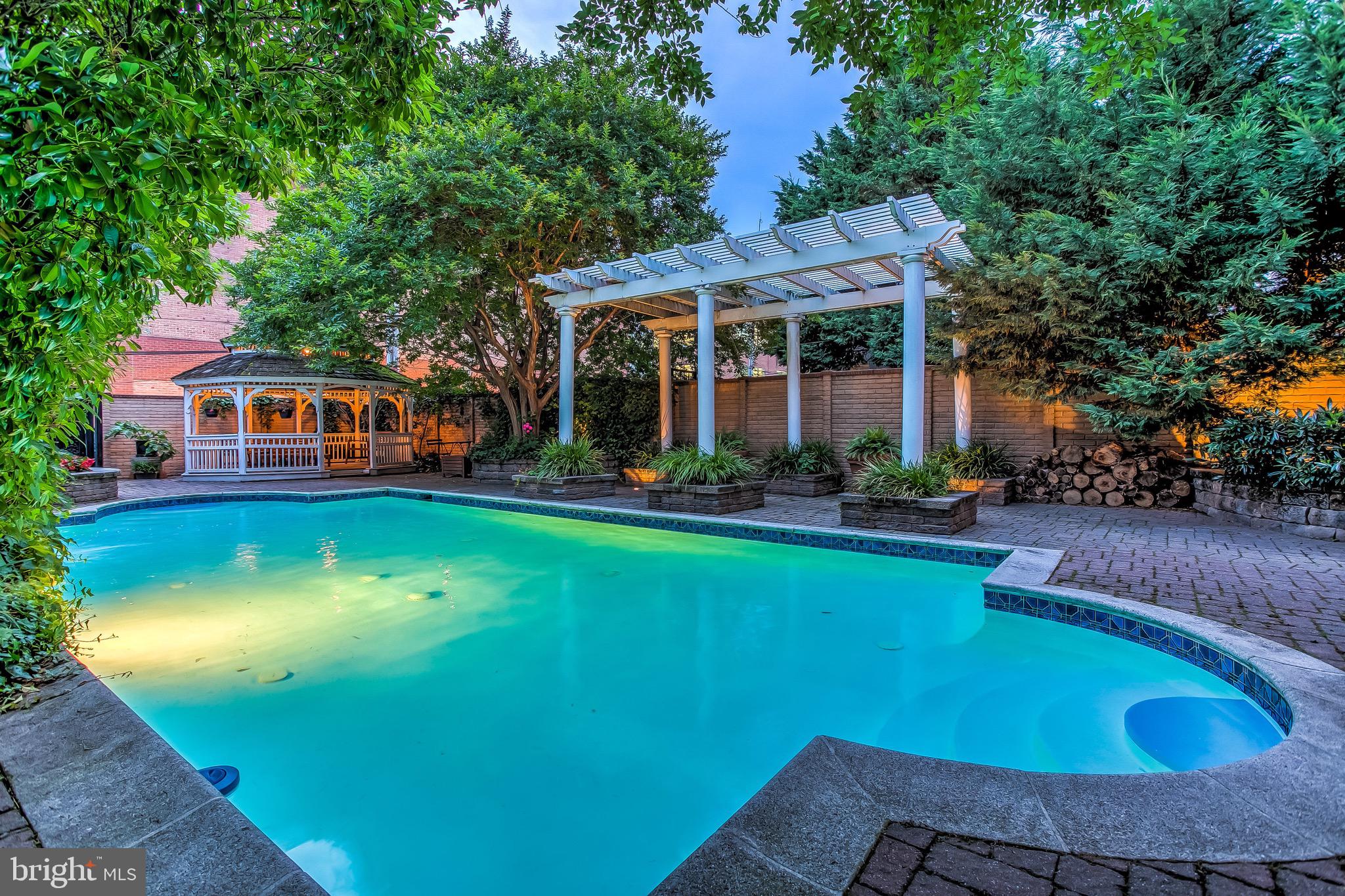 FELLS POINT HISTORIC DISTRICT - Residential