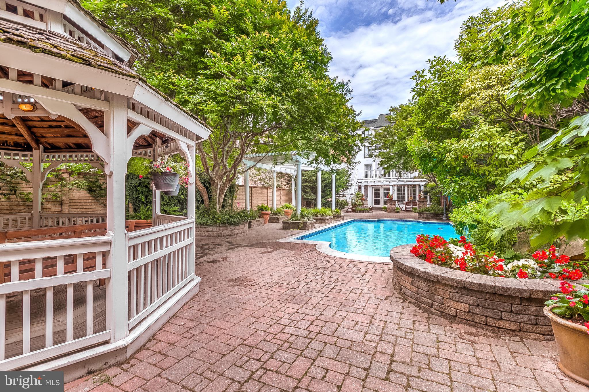 FELLS POINT HISTORIC DISTRICT - Residential