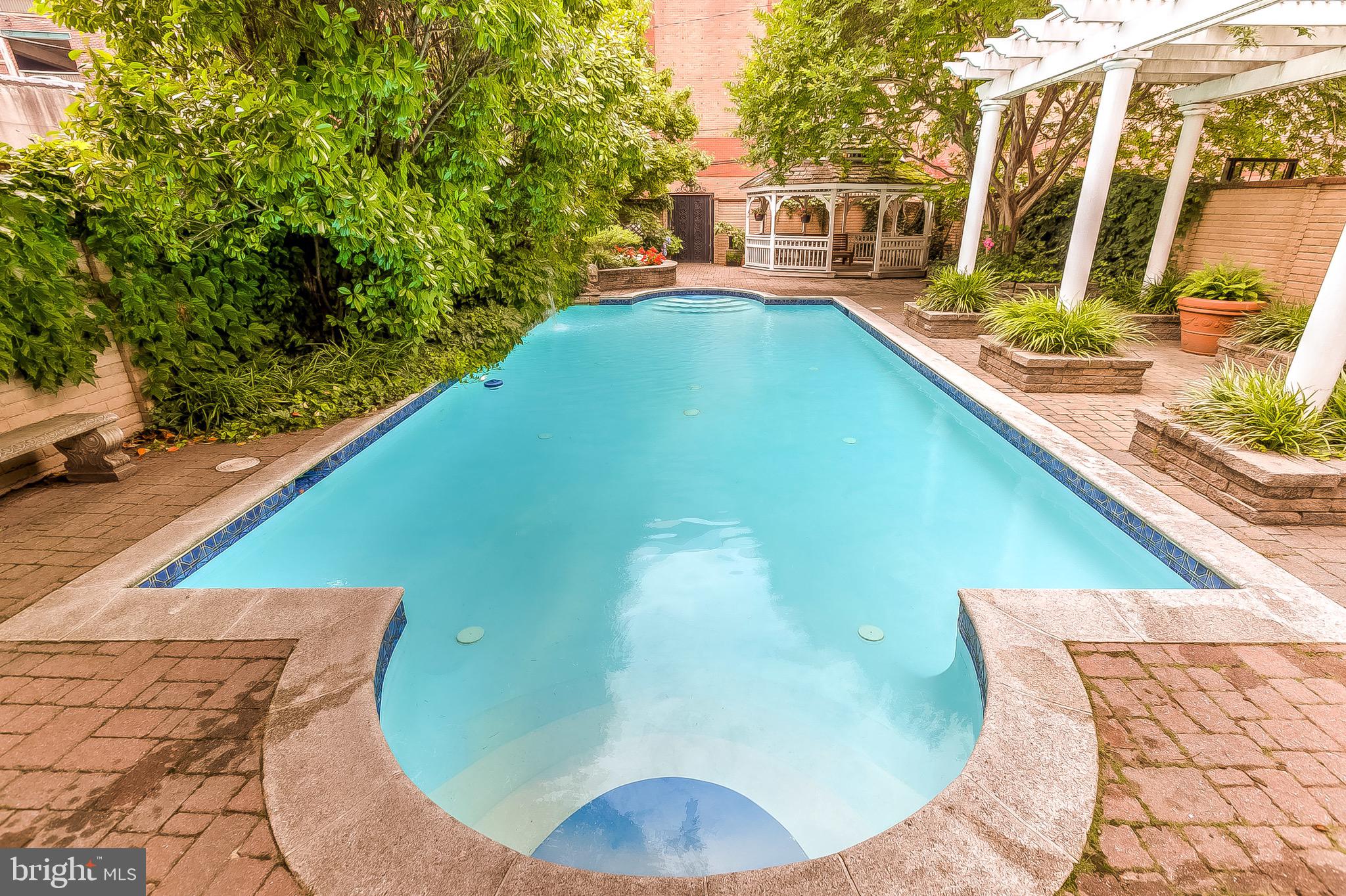 FELLS POINT HISTORIC DISTRICT - Residential