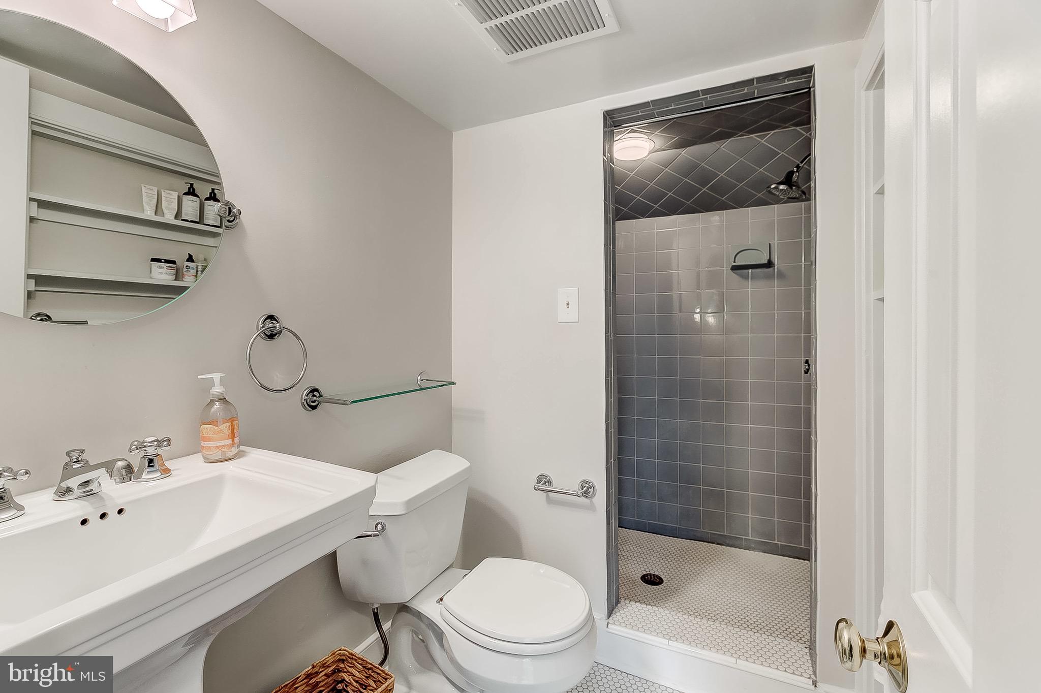 FELLS POINT HISTORIC DISTRICT - Residential