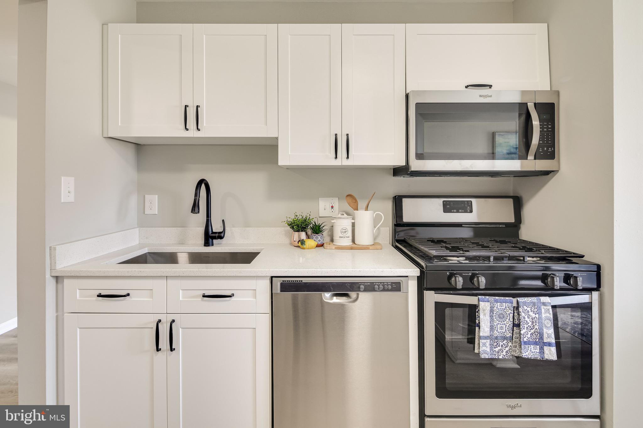 BRYANT GARDENS - Residential