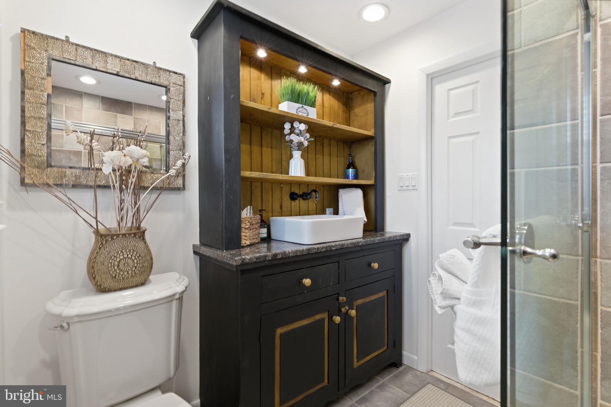 LAWRENCE PARK - Residential