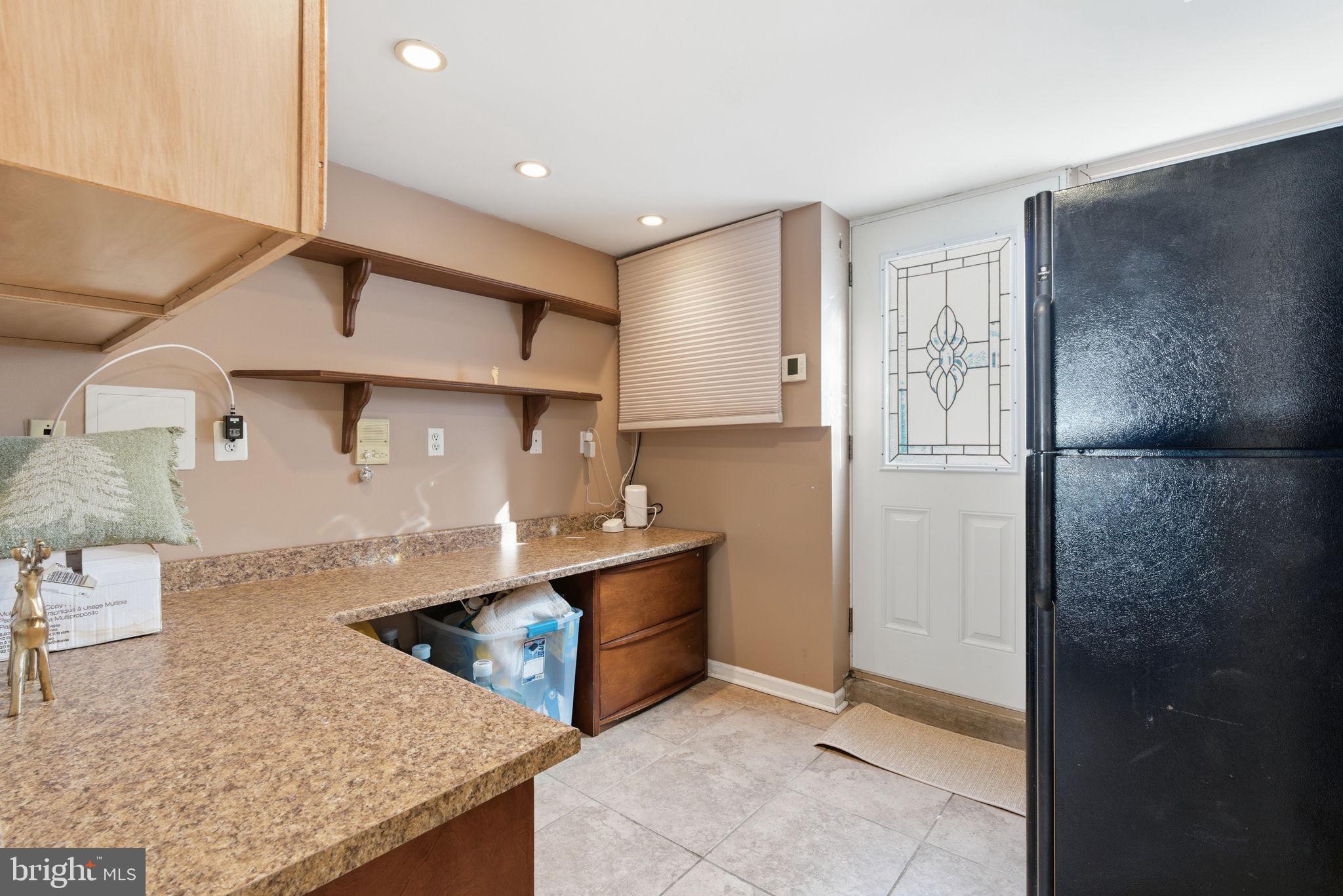 LAWRENCE PARK - Residential