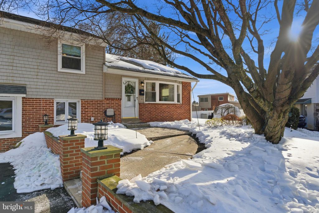 Photo of 415 Westfield Drive, BROOMALL, PA 19008 (MLS # PADE2107868)