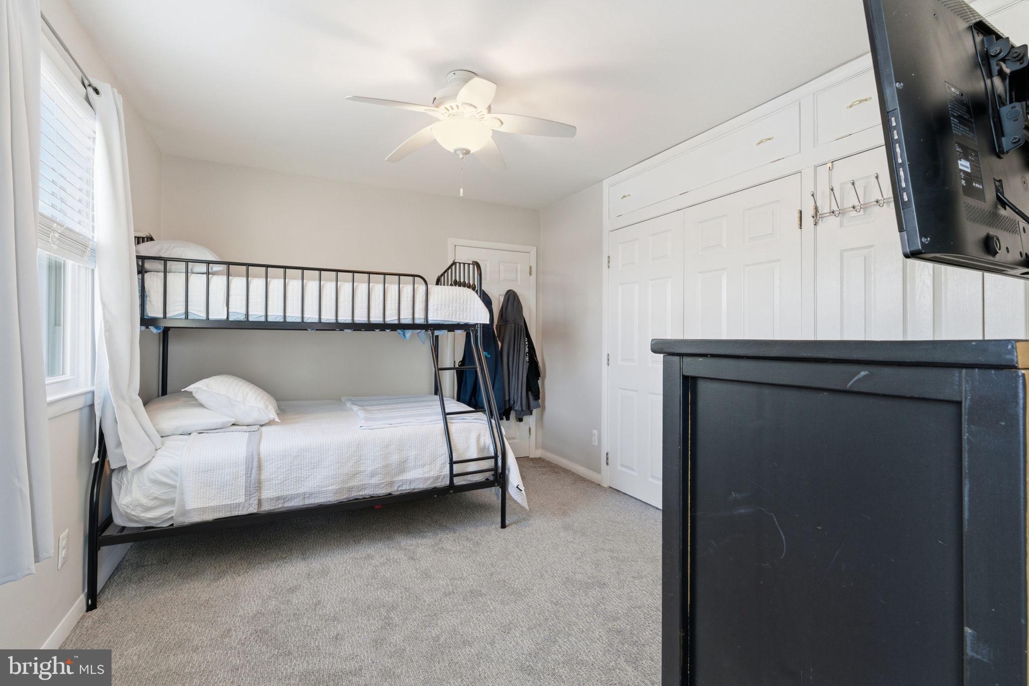 LAWRENCE PARK - Residential