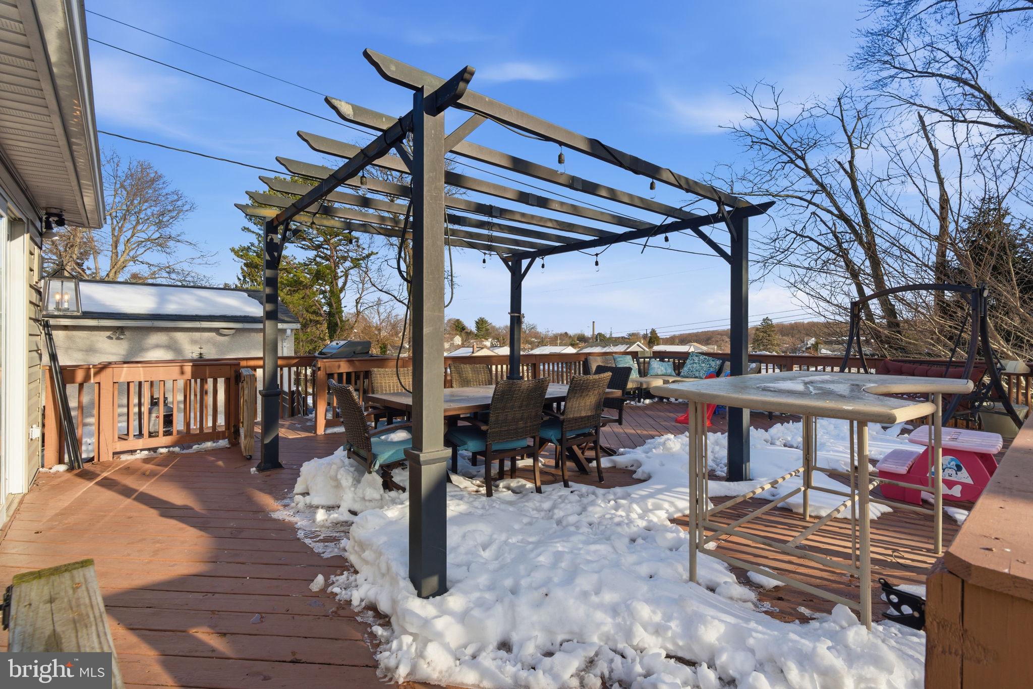 LAWRENCE PARK - Residential