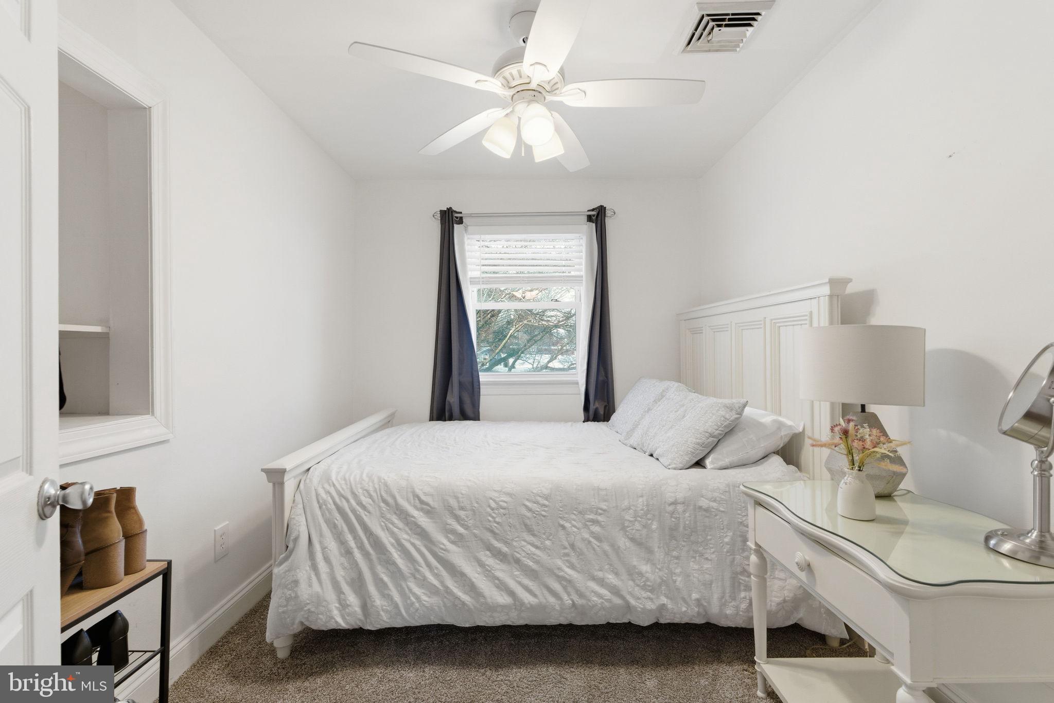 LAWRENCE PARK - Residential