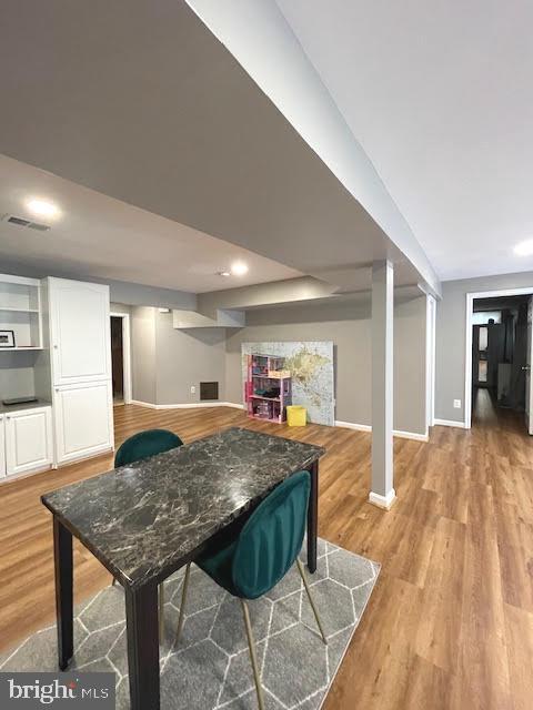 POTOMAC LAKES - Residential Lease