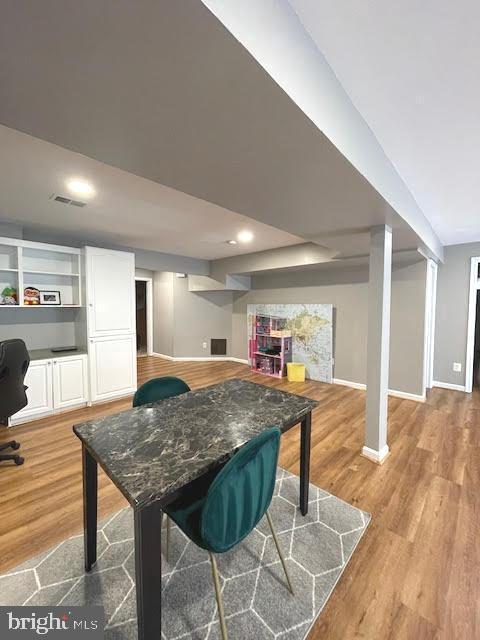 POTOMAC LAKES - Residential Lease