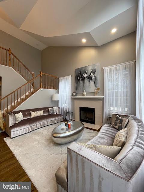 POTOMAC LAKES - Residential Lease