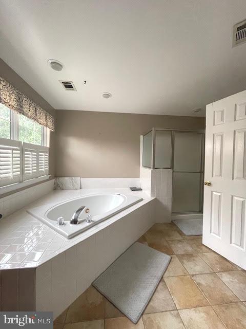 POTOMAC LAKES - Residential Lease