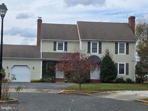 106 ROBES HARBOR COURT B OXFORD MD 21654