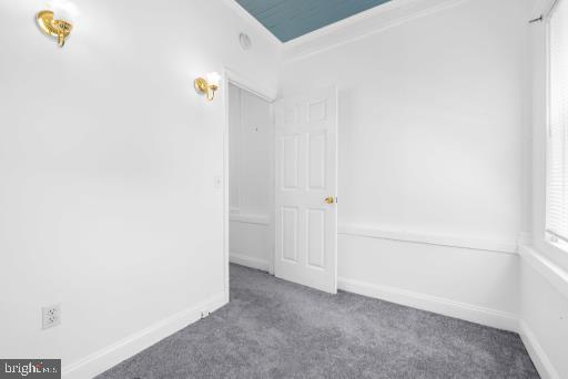 LAURAVILLE HISTORIC DISTRICT - Residential Income