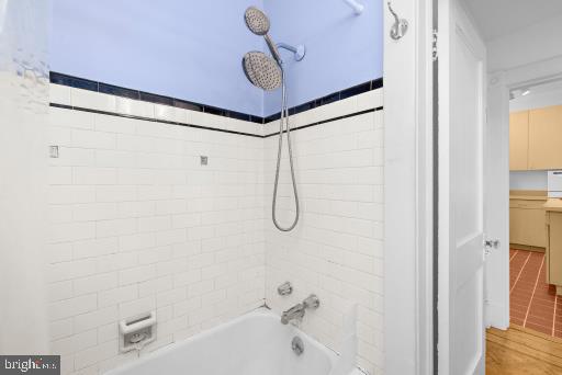 LAURAVILLE HISTORIC DISTRICT - Residential Income