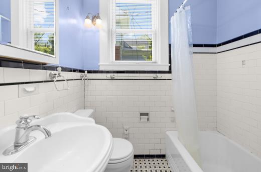 LAURAVILLE HISTORIC DISTRICT - Residential Income