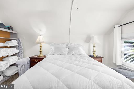 LAURAVILLE HISTORIC DISTRICT - Residential Income