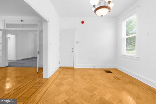 LAURAVILLE HISTORIC DISTRICT - Residential Income