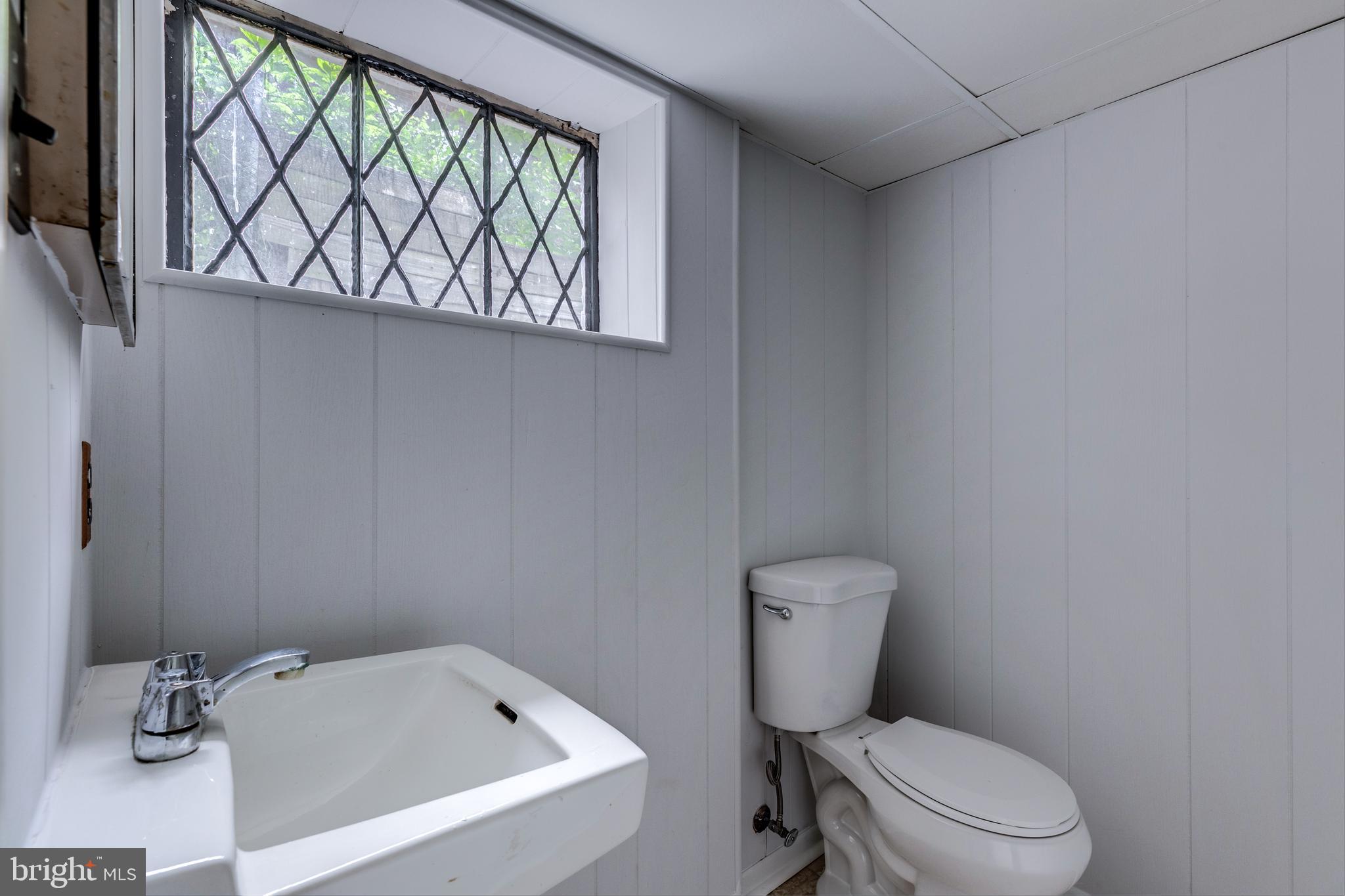 OAKCREST - Residential