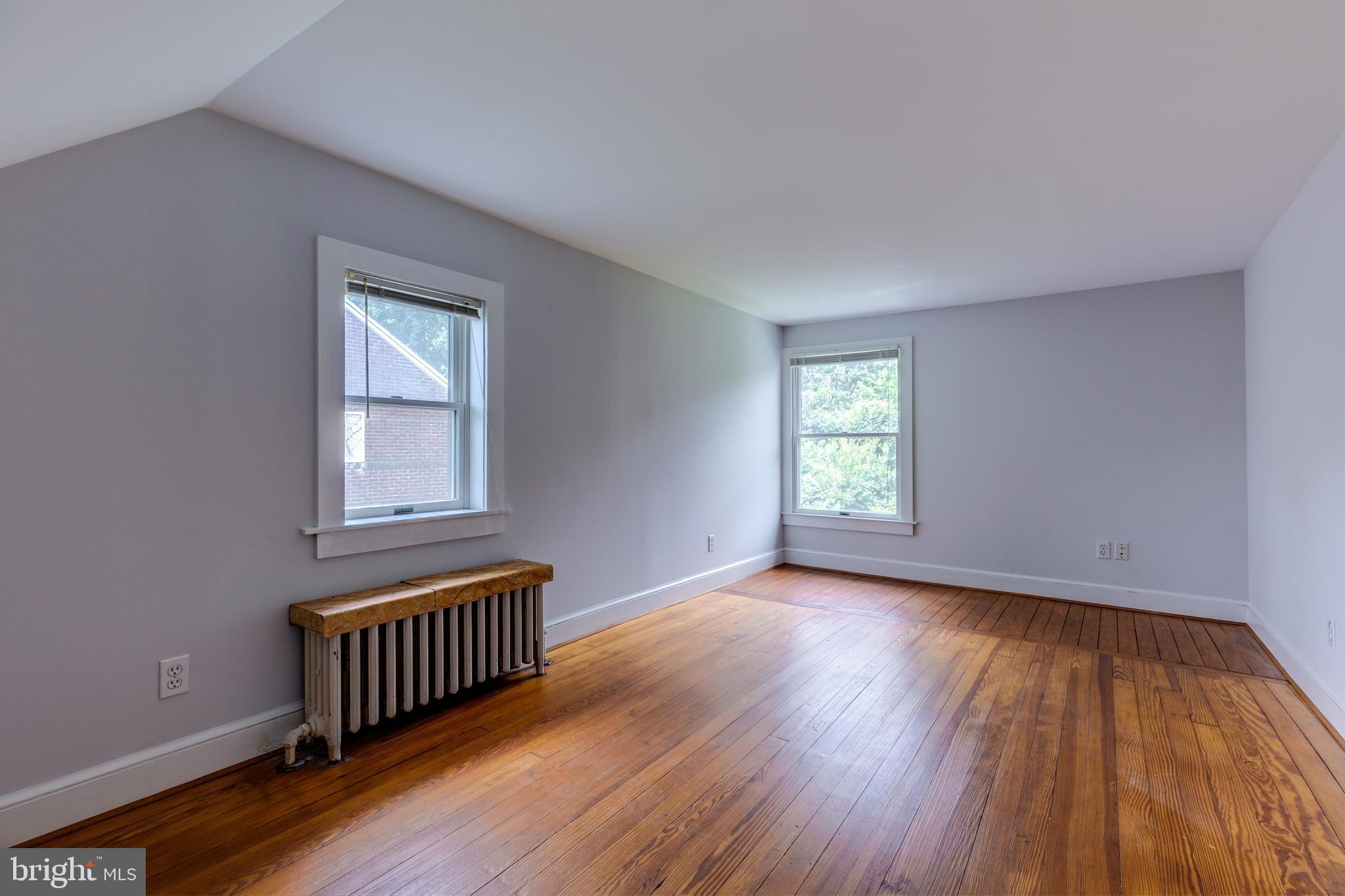 OAKCREST - Residential