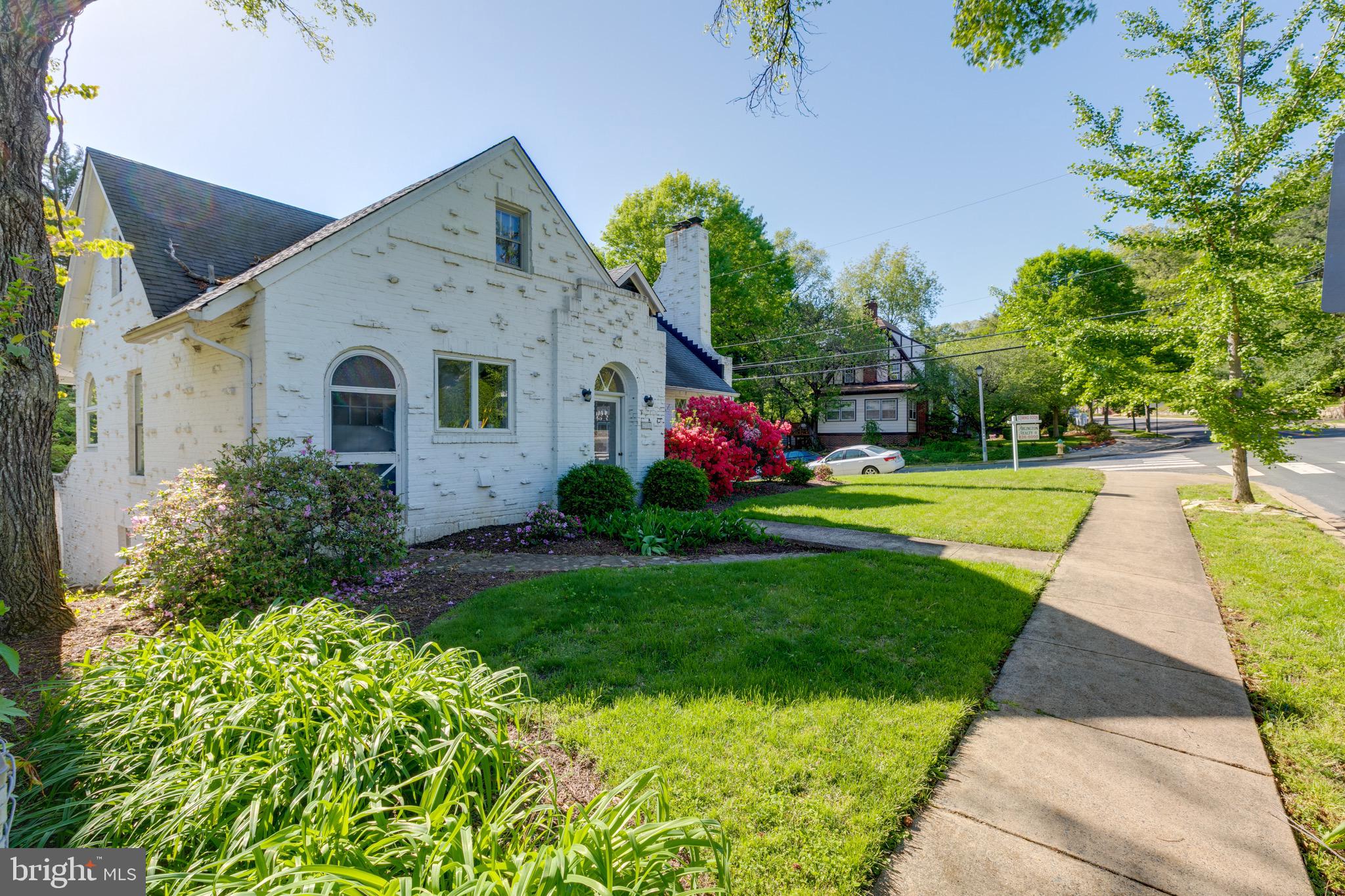 OAKCREST - Residential