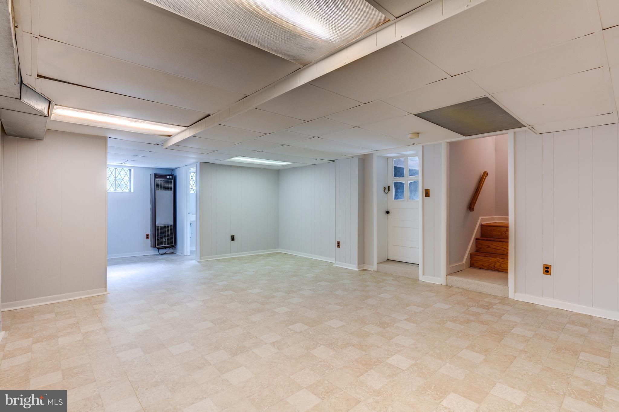 OAKCREST - Residential