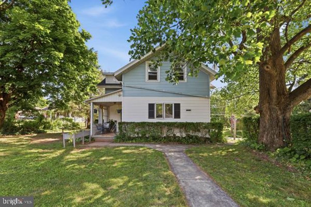 Photo of 2021 Leithsville Road, HELLERTOWN, PA 18055 (MLS # PANH2010186)