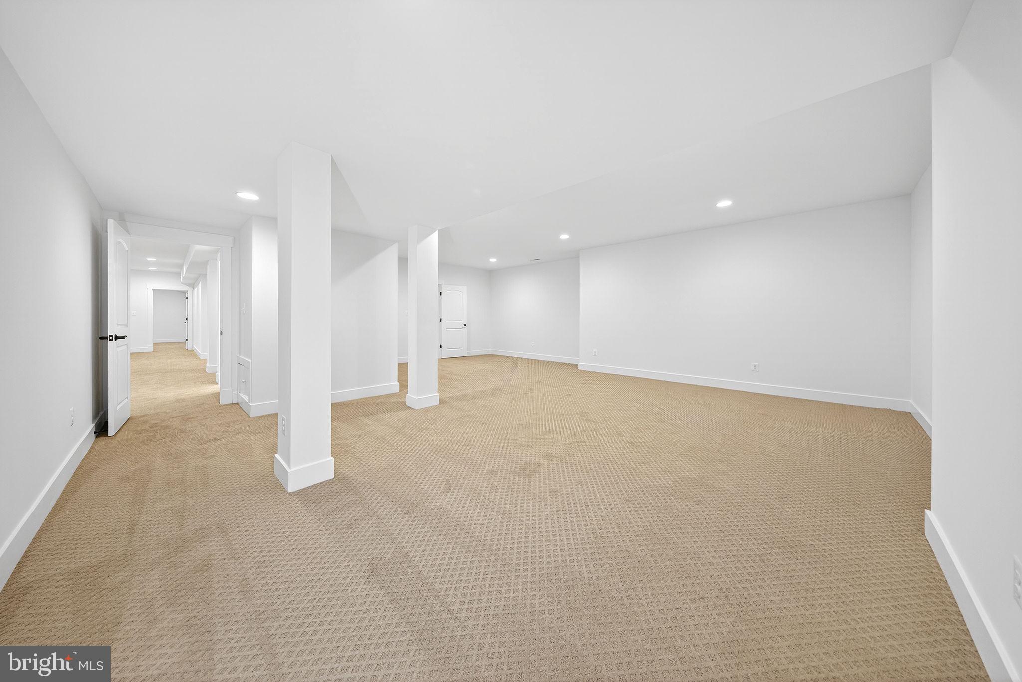 OVERLOOK KNOLLS - Residential