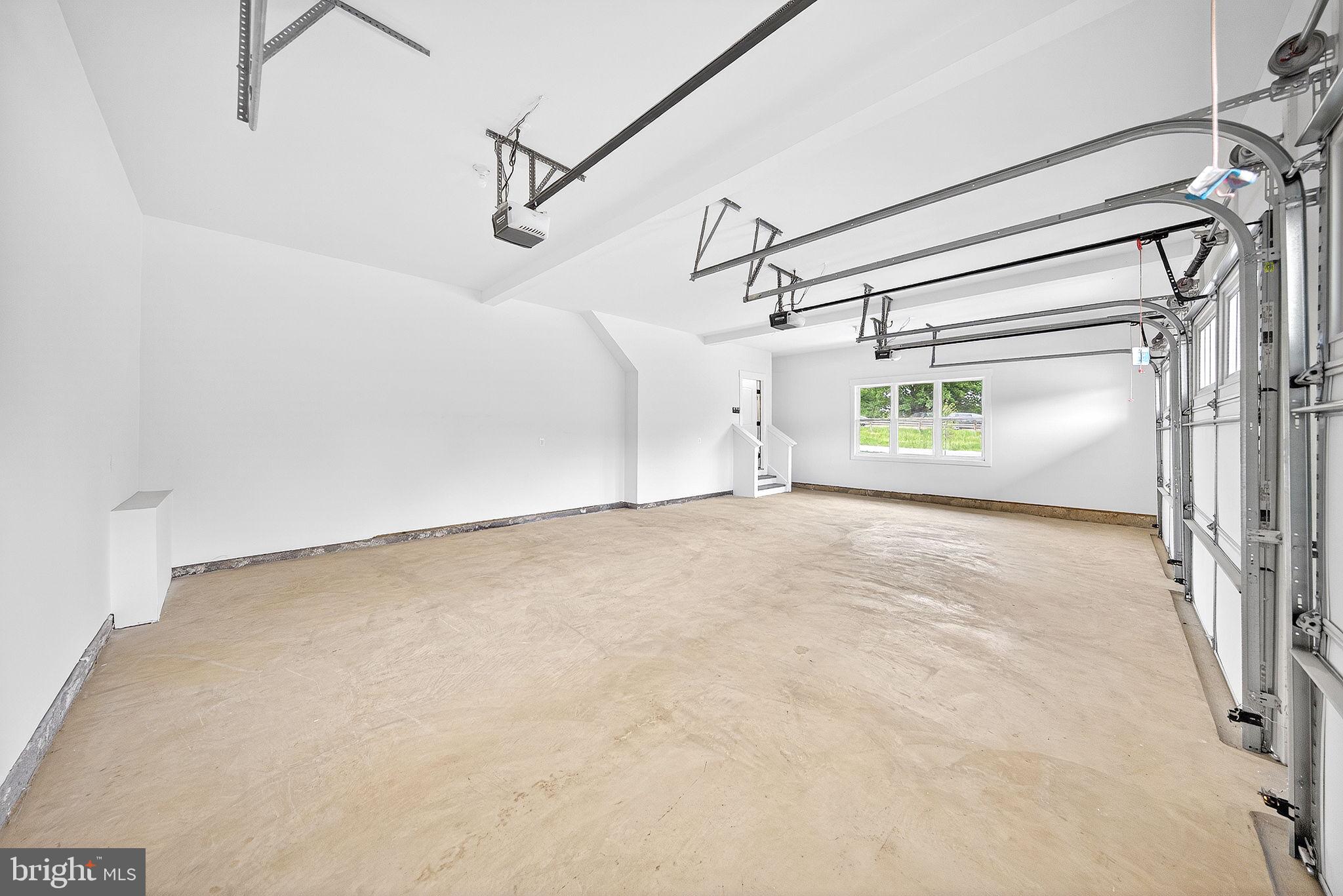 OVERLOOK KNOLLS - Residential