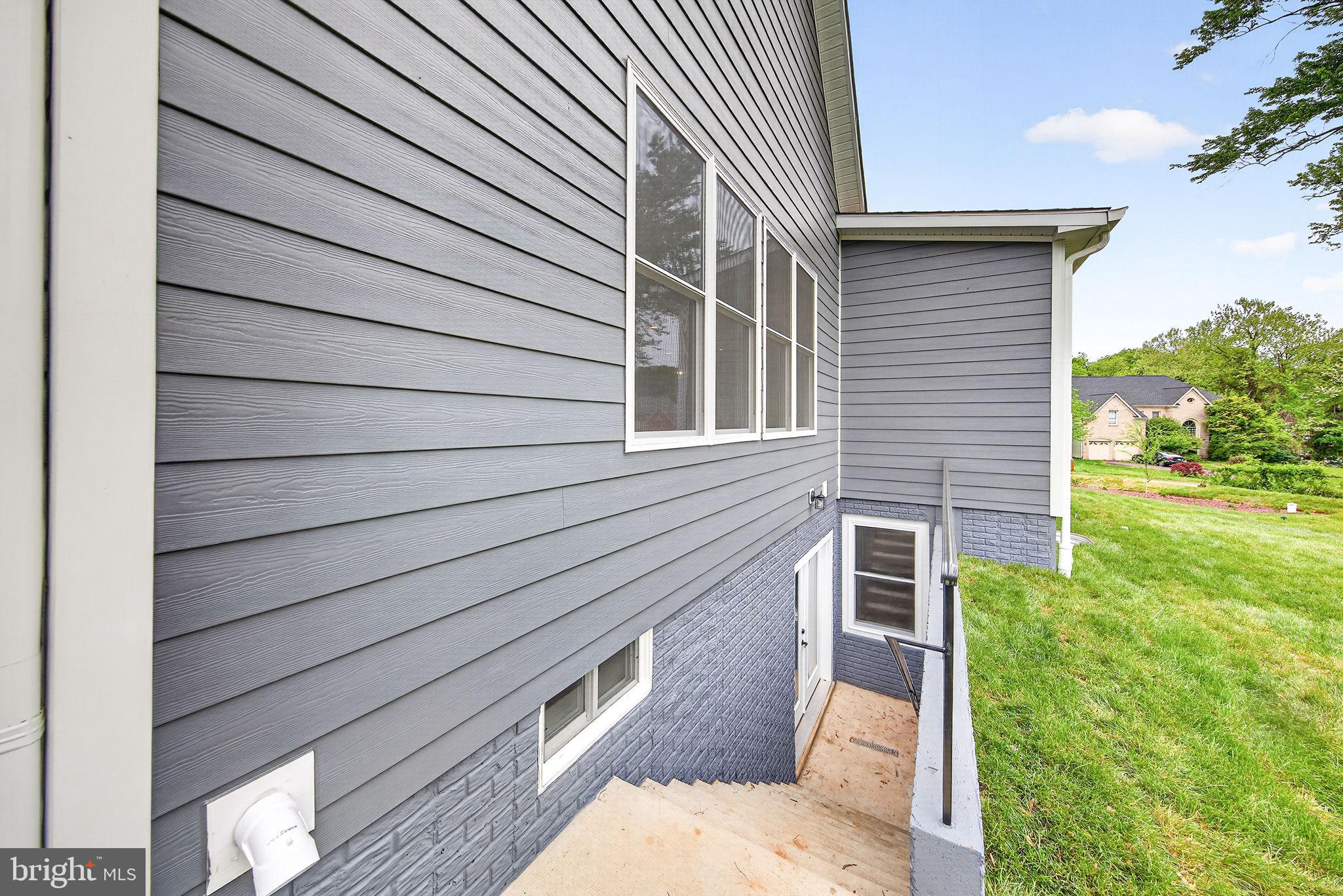 OVERLOOK KNOLLS - Residential