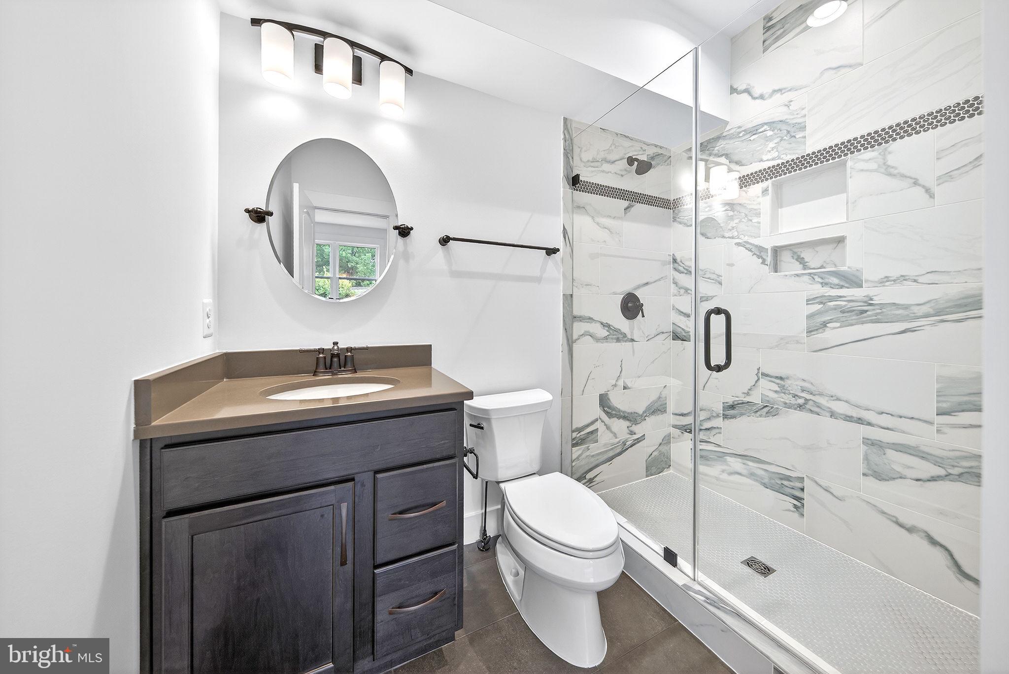 OVERLOOK KNOLLS - Residential