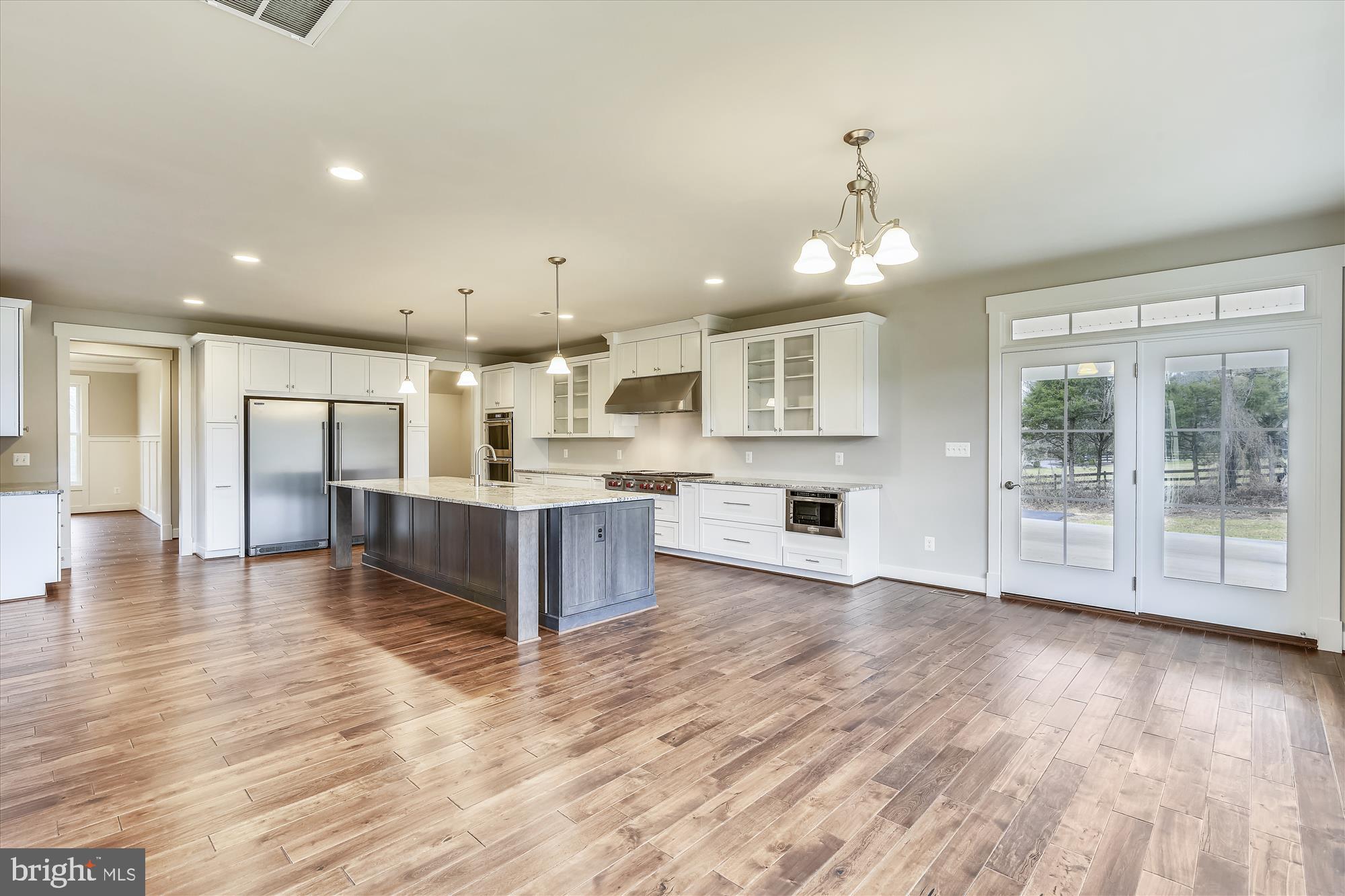 OVERLOOK KNOLLS - Residential