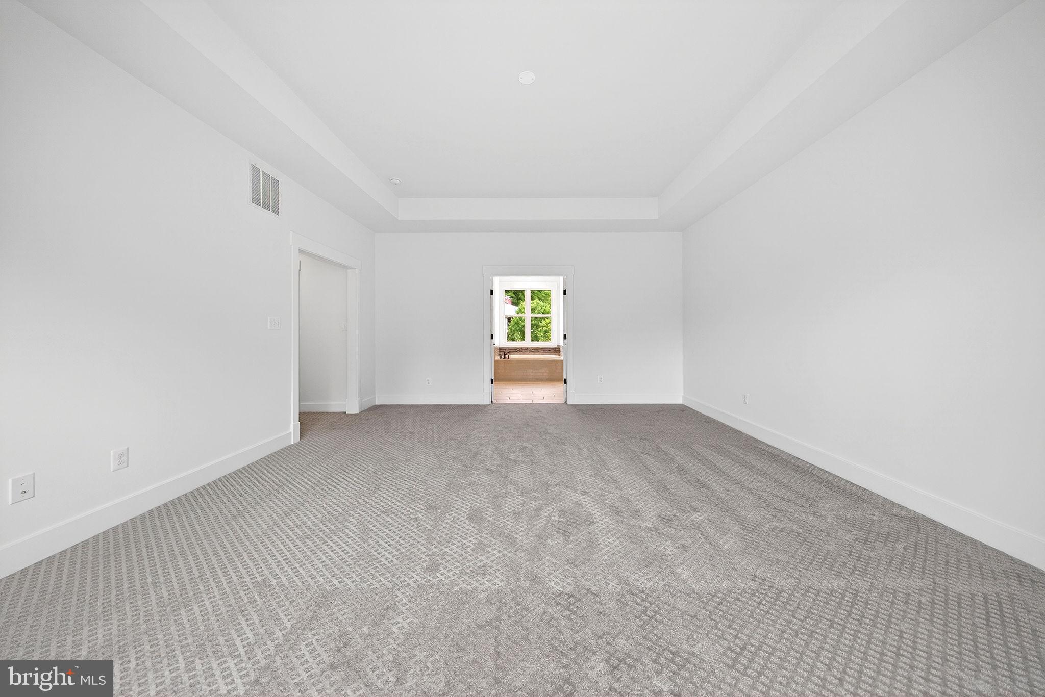 OVERLOOK KNOLLS - Residential