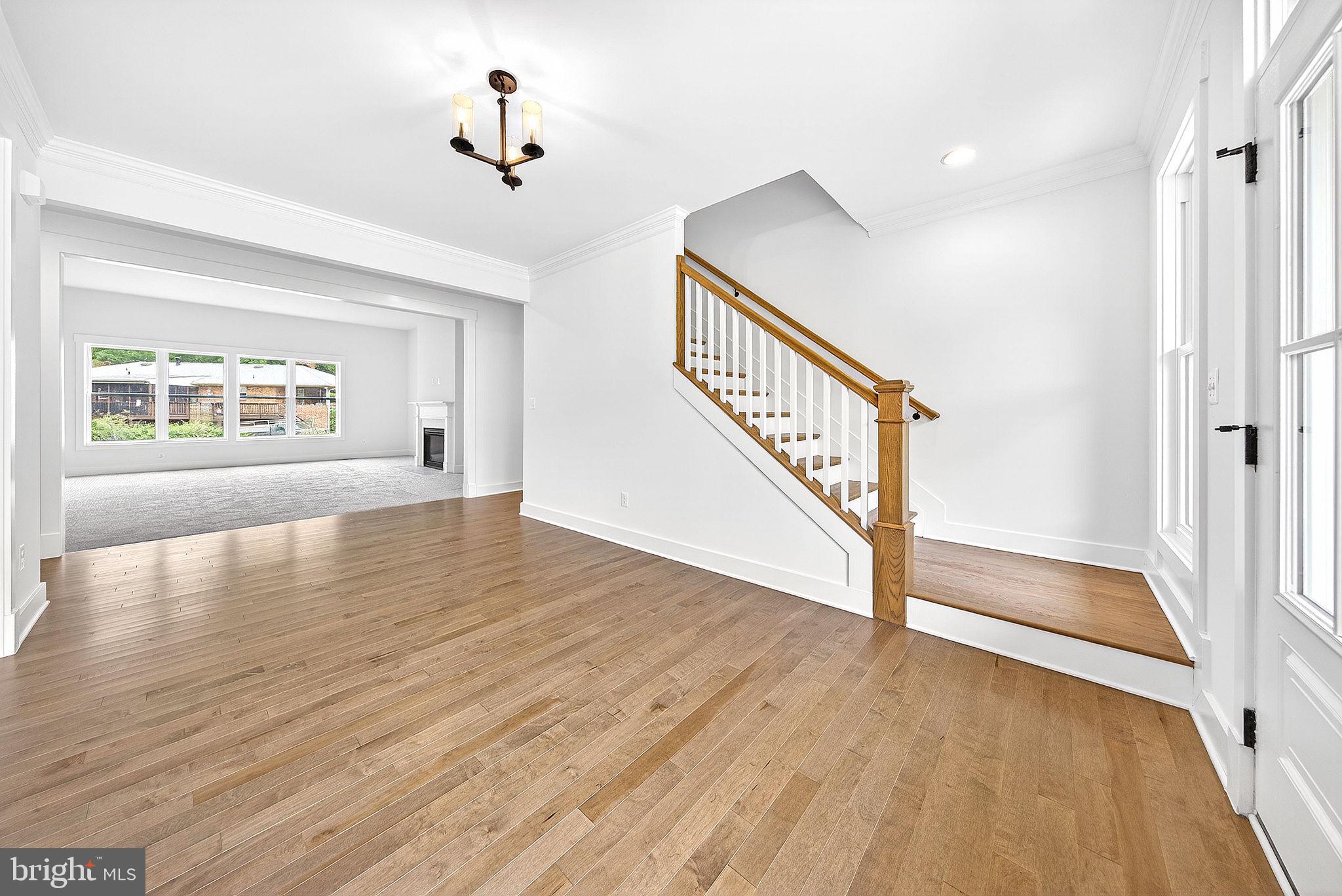 OVERLOOK KNOLLS - Residential