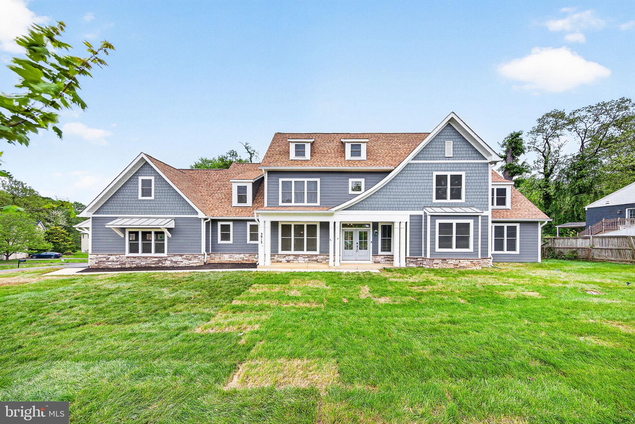 OVERLOOK KNOLLS - Residential