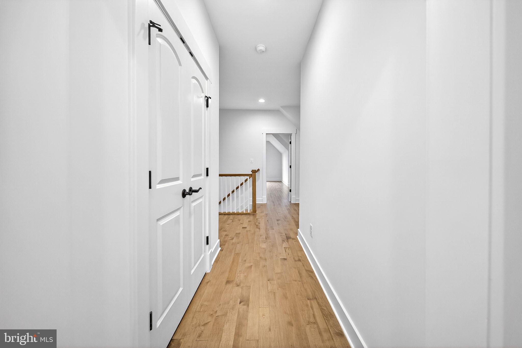 OVERLOOK KNOLLS - Residential