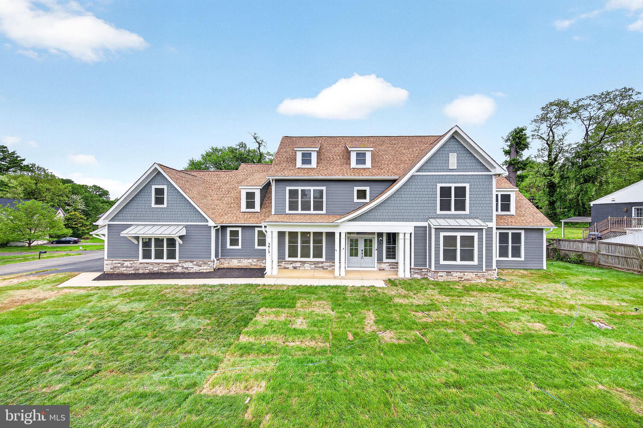 OVERLOOK KNOLLS - Residential