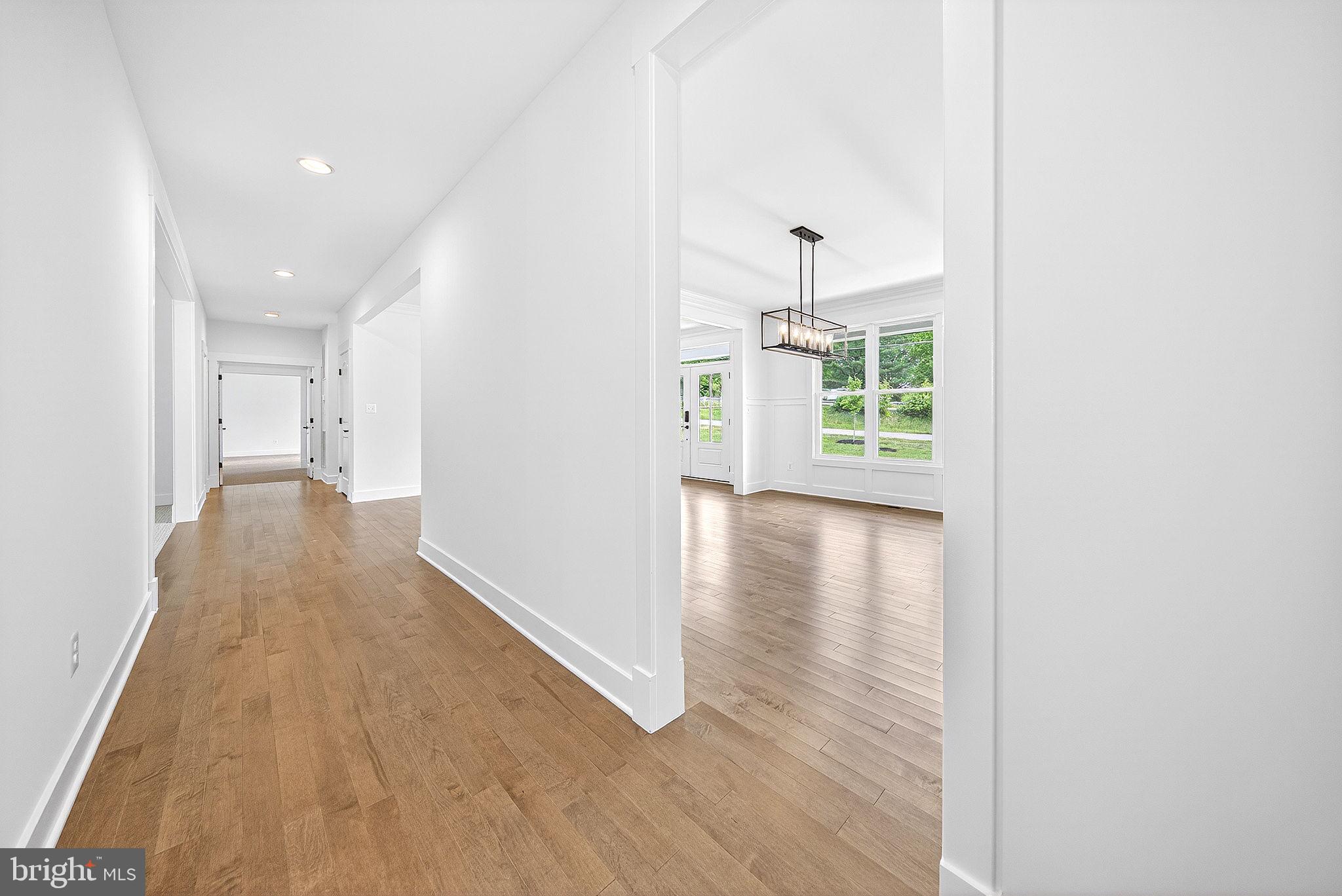 OVERLOOK KNOLLS - Residential