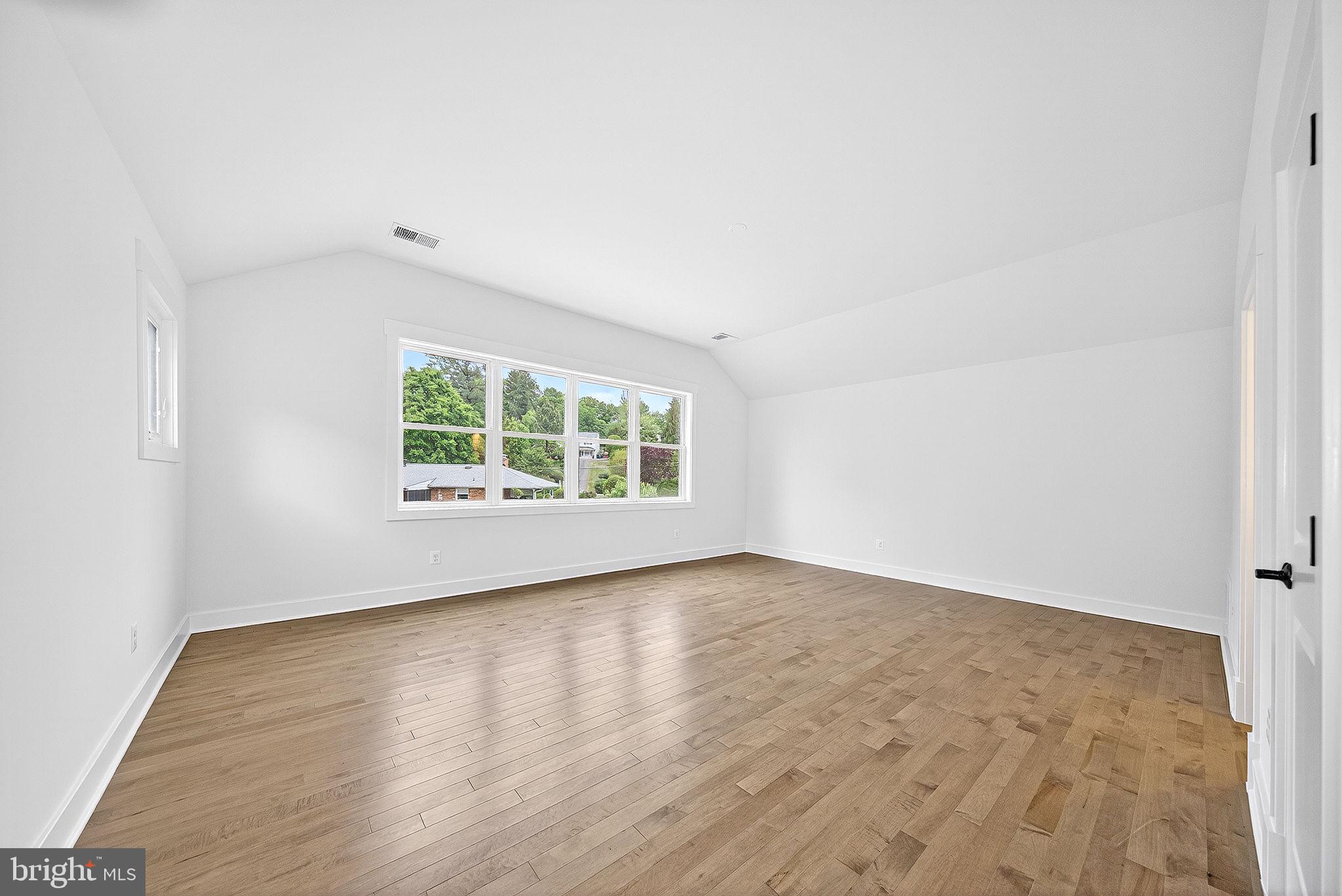 OVERLOOK KNOLLS - Residential