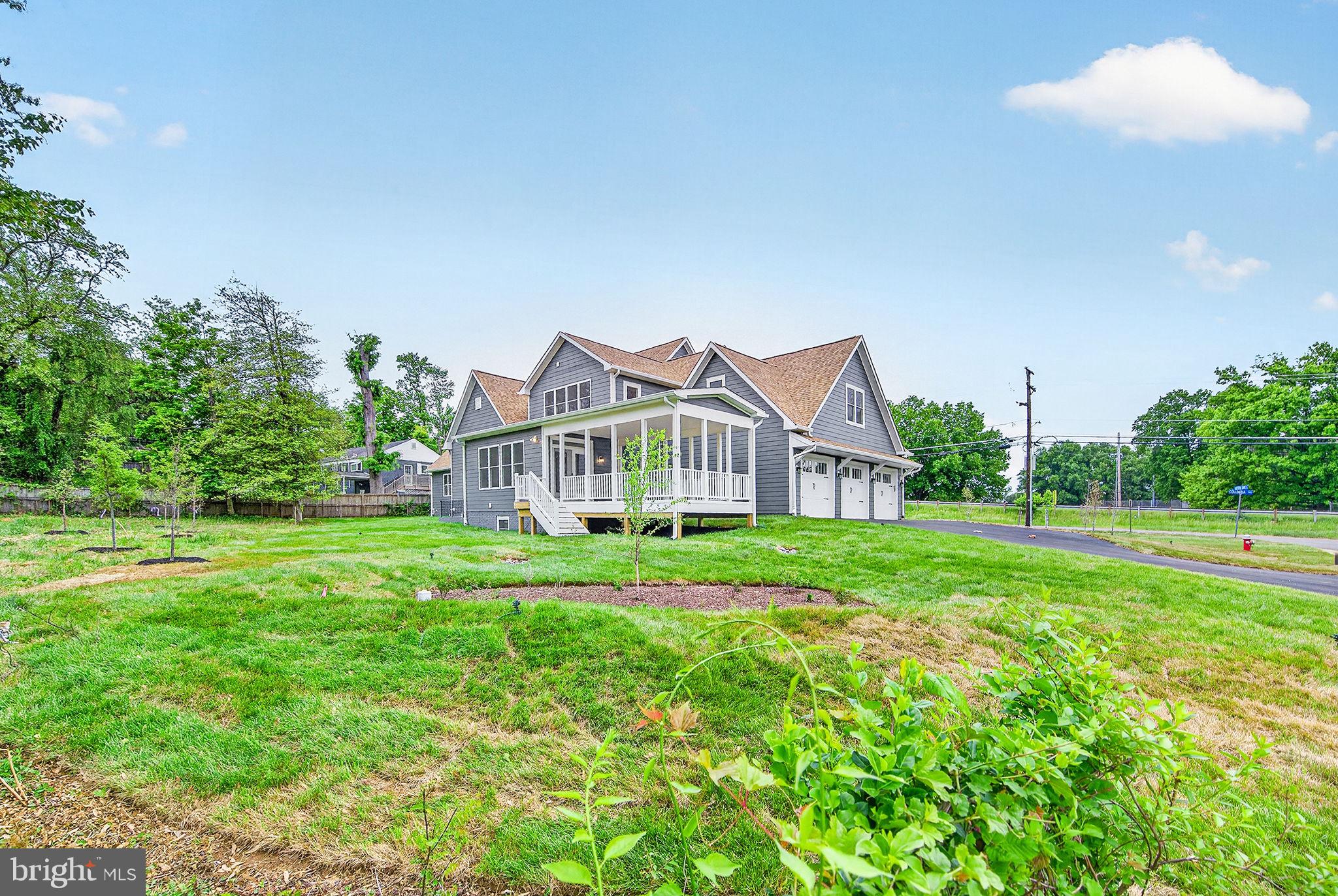 OVERLOOK KNOLLS - Residential