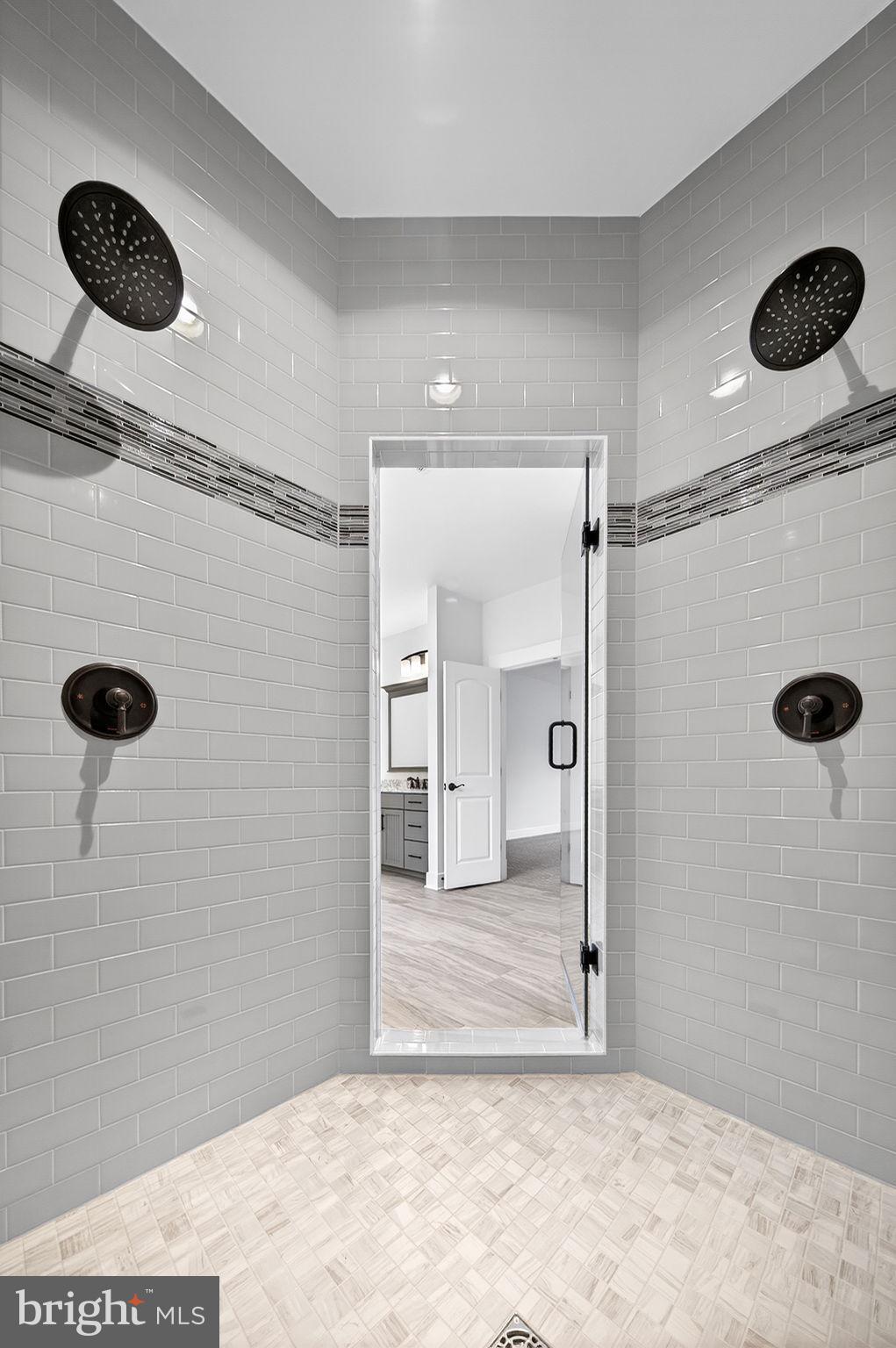 OVERLOOK KNOLLS - Residential