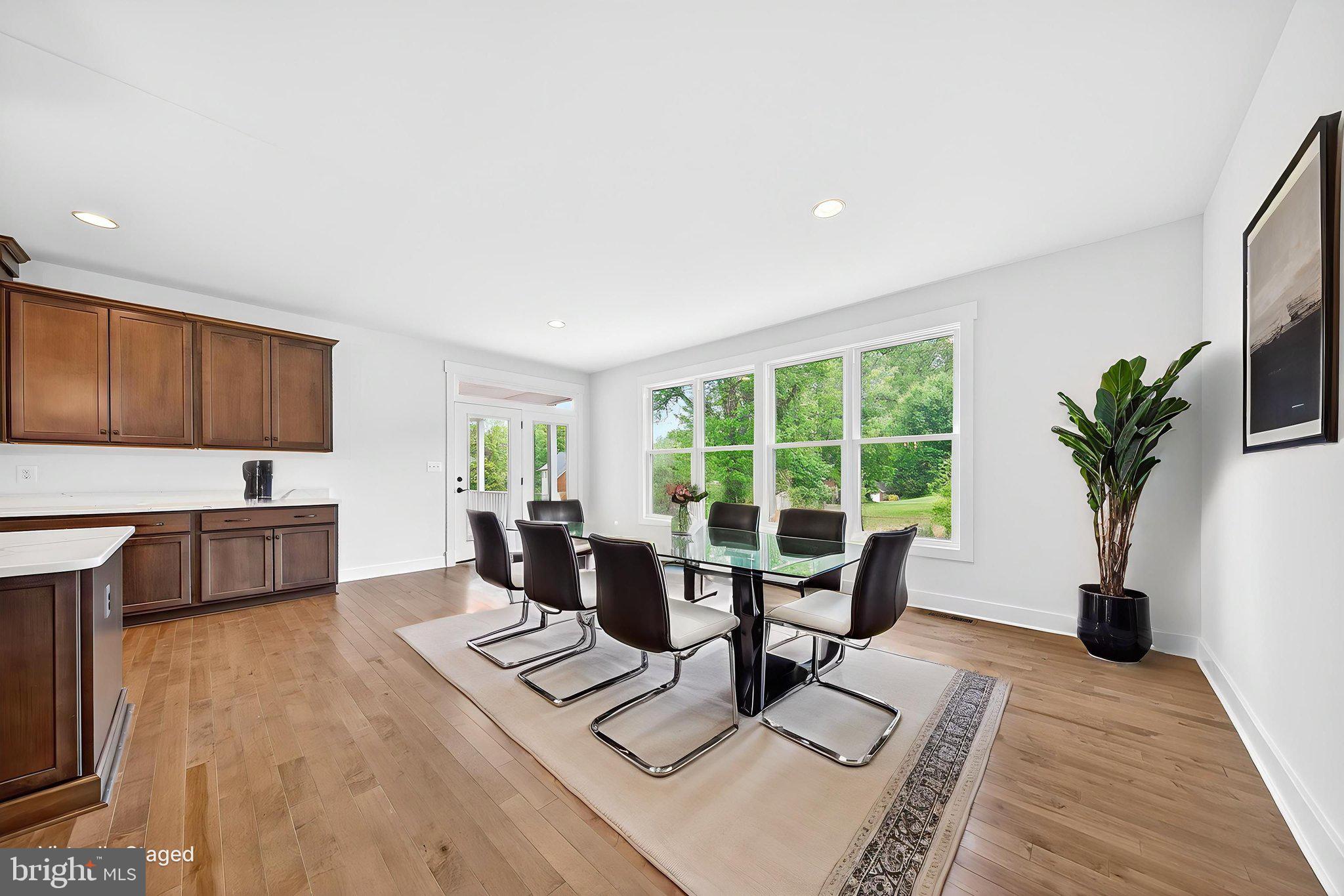 OVERLOOK KNOLLS - Residential