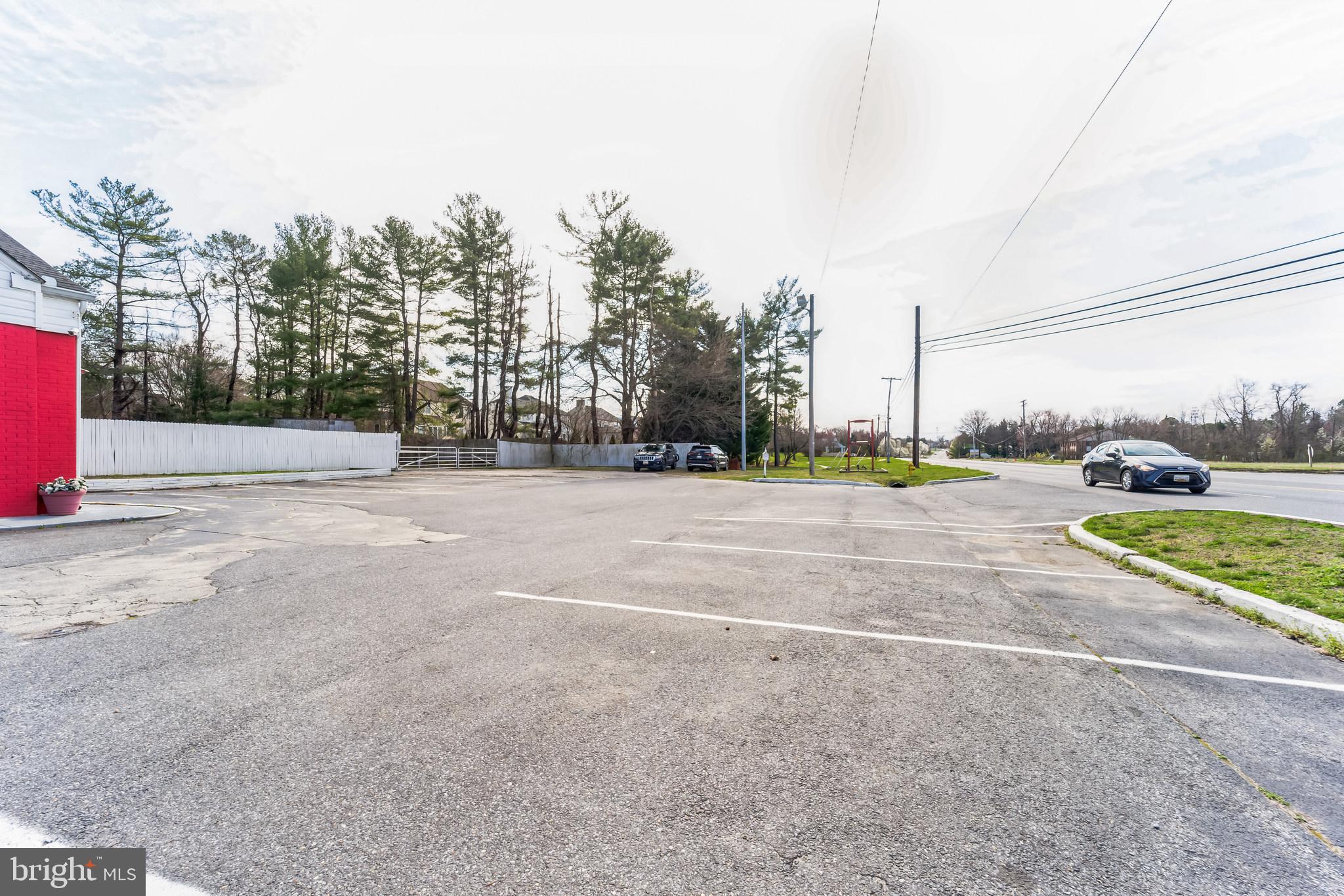 MILLERSVILLE - Commercial Sale